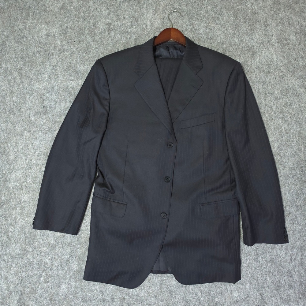 Canali Mens 3 Button Suit Dark Navy Pinstripe Made in Italy Wool  size 44R - Picture 2 of 16